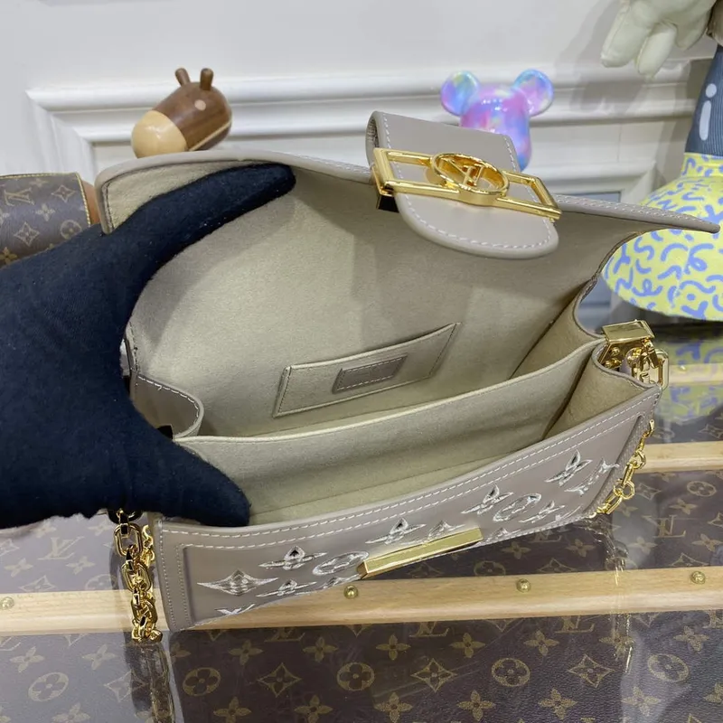 LV M22955 Louis Vuitton Dauphine East West Kabelka Khaki