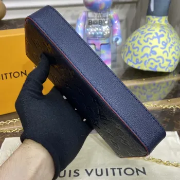LV M64064 Louis Vuitton Felicie Pochette Monogram Empreinte Taška černá s červenou