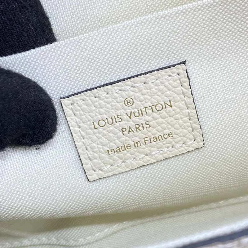 LV M82363 Louis Vuitton Felicie Pochette Monogram Empreinte Taška Bílá