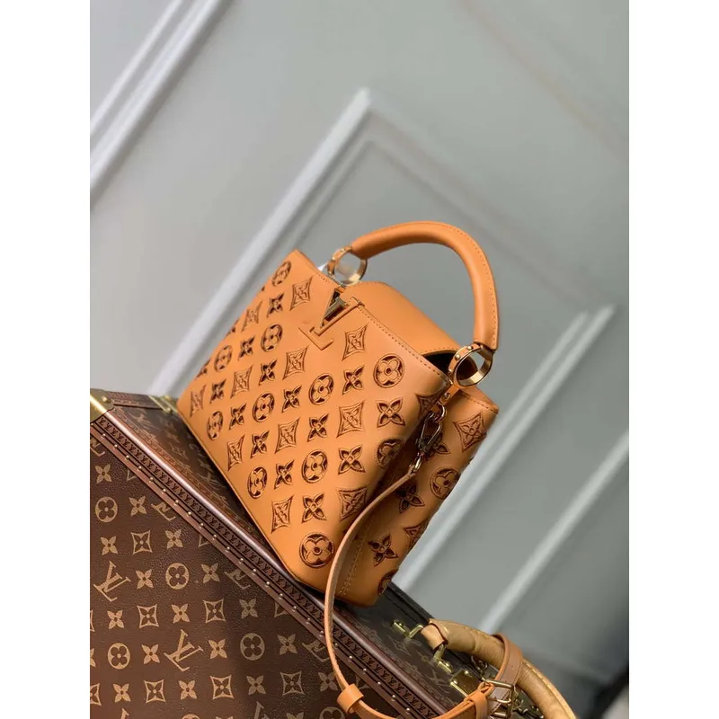 LV M22863 Louis Vuitton Capucines BB Kabelka Saffron Yellow