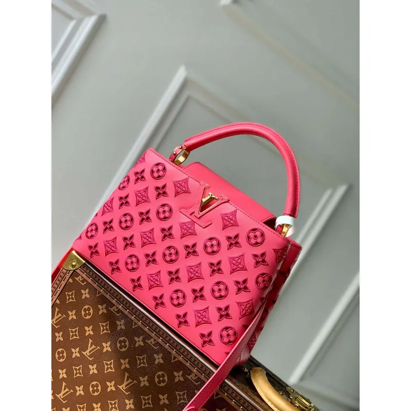 LV M22922 Louis Vuitton Capucines MM Kabelka Růžová