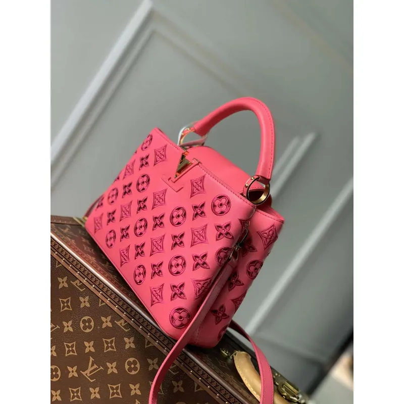 LV M22922 Louis Vuitton Capucines BB Kabelka Růžová