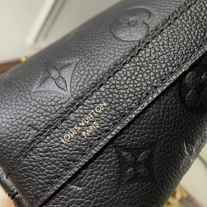 LV M46610 Louis Vuitton Taška Sac Sport Černá