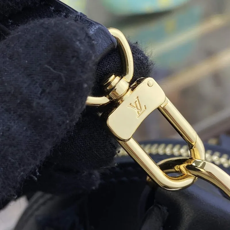 LV M22878 Louis Vuitton Alma BB Kabelka Černá