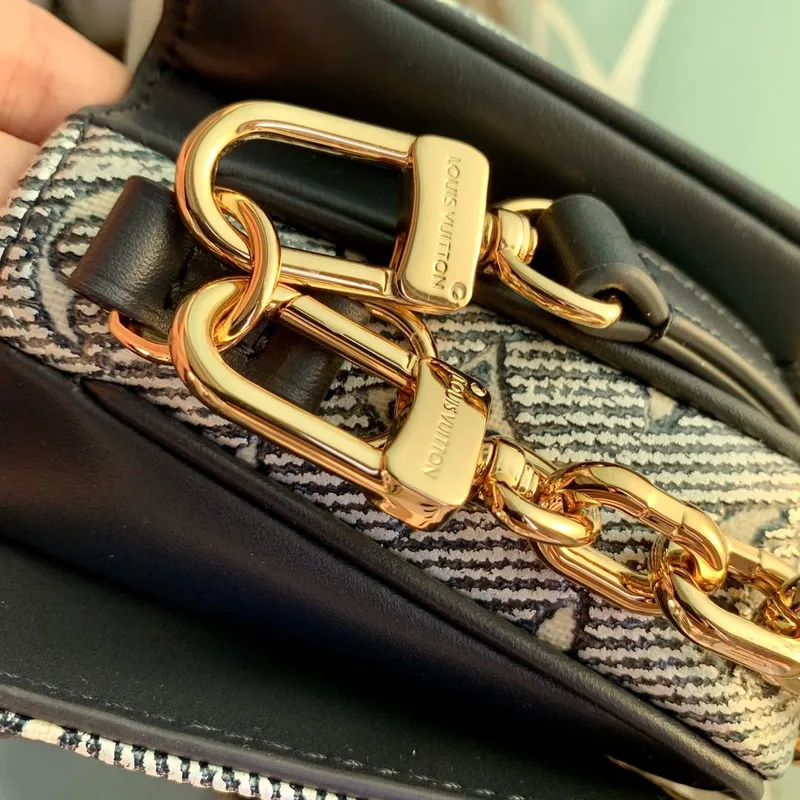 LV M22834 Louis Vuitton Pochette Métis East West Kabelka Modrá
