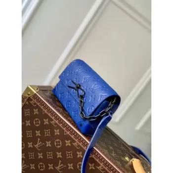 LV M82571 Louis Vuitton Steamer Wearable Wallet Racing Blue