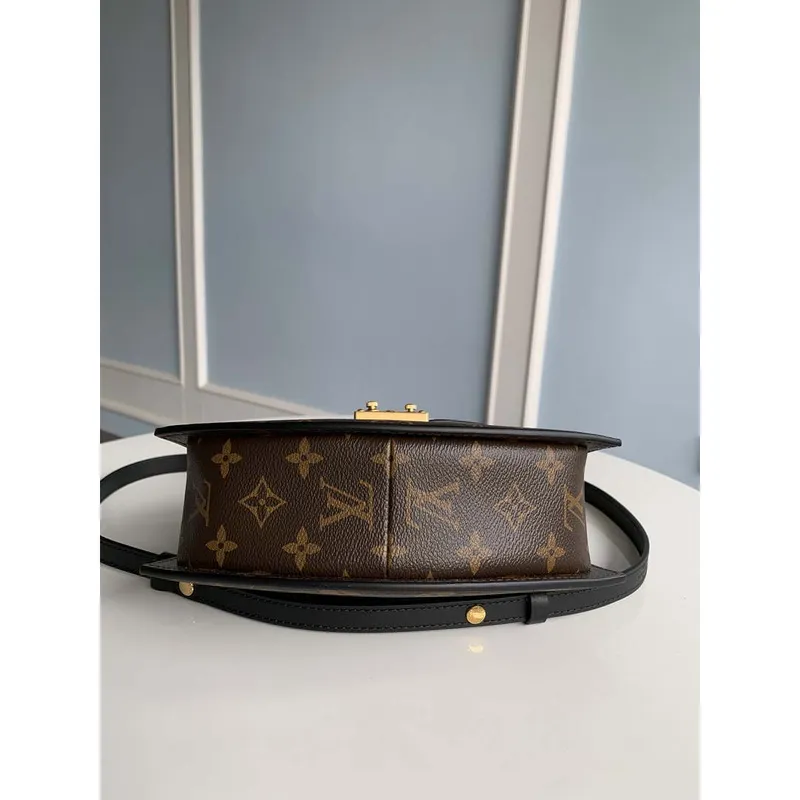 LV M46548 Louis Vuitton Tilsitt Monogram a Monogram Reverse