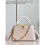 LV M22514 Louis Vuitton Capucines MM Crème Béžová