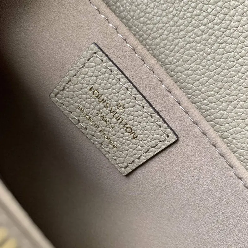 LV M23081 Louis Vuitton Pochette Métis East West Kabelka