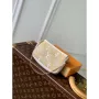 LV M82472 Louis Vuitton Mini Pochette Accessoires Bílá
