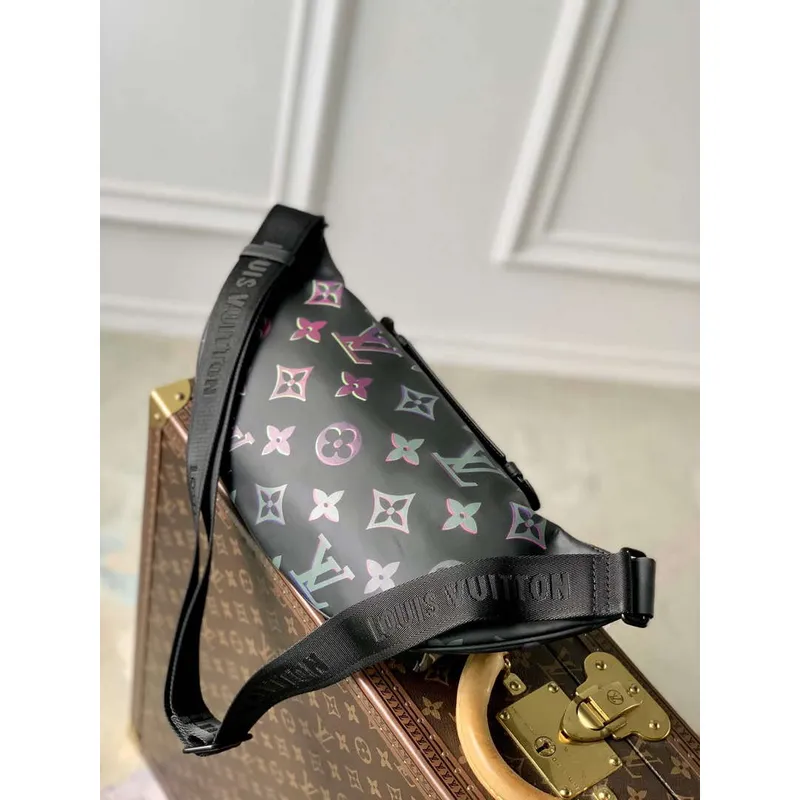 LV M22494 Louis Vuitton Comet Bumbag Černý Borealis