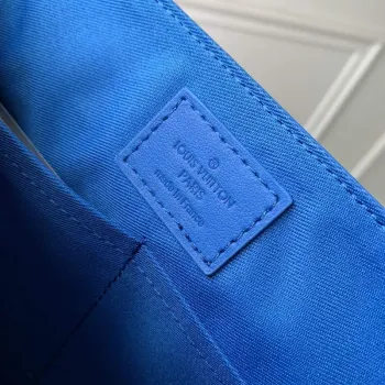 LV M22505 Louis Vuitton Taška přes rameno Takeoff Modrá