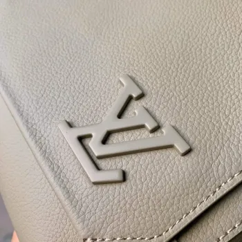 LV M22505 Louis Vuitton Taška přes rameno Takeoff Sage