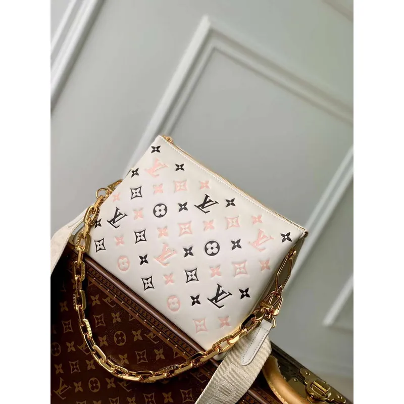 LV M22954 Louis Vuitton Coussin BB Kabelka Béžová