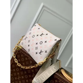 LV M22954 Louis Vuitton Coussin BB Kabelka Béžová