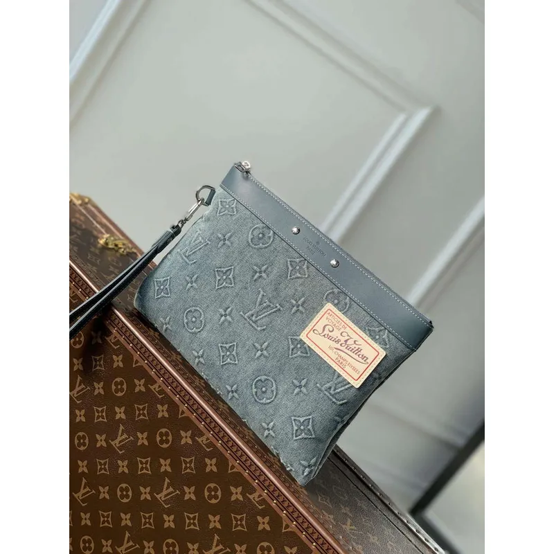 LV M82313 Louis Vuitton Pochette To Go Taška