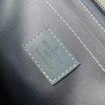 LV M82313 Louis Vuitton Pochette To Go Taška