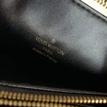 LV M57790 Louis Vuitton Coussin PM Kabelka Černá