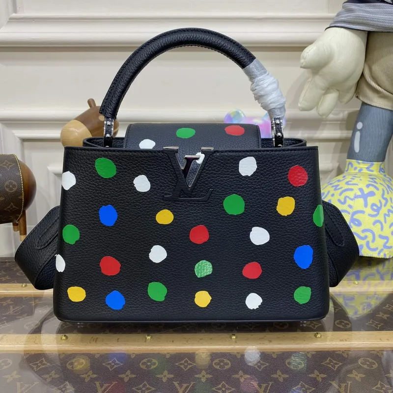 LV M21663 Louis Vuitton LV x YK Taška Capucines MM Černá