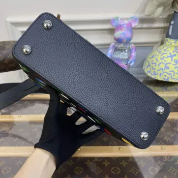 LV M21663 Louis Vuitton LV x YK Capucines BB Taška Černá