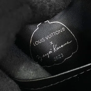 LV M21663 Louis Vuitton LV x YK Capucines Mini Taška Černá