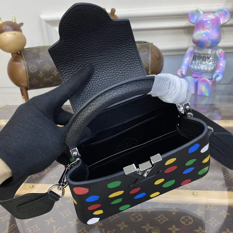 LV M21663 Louis Vuitton LV x YK Capucines Mini Taška Černá