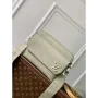 LV M22611 Louis Vuitton Fastline Messenger Šedá