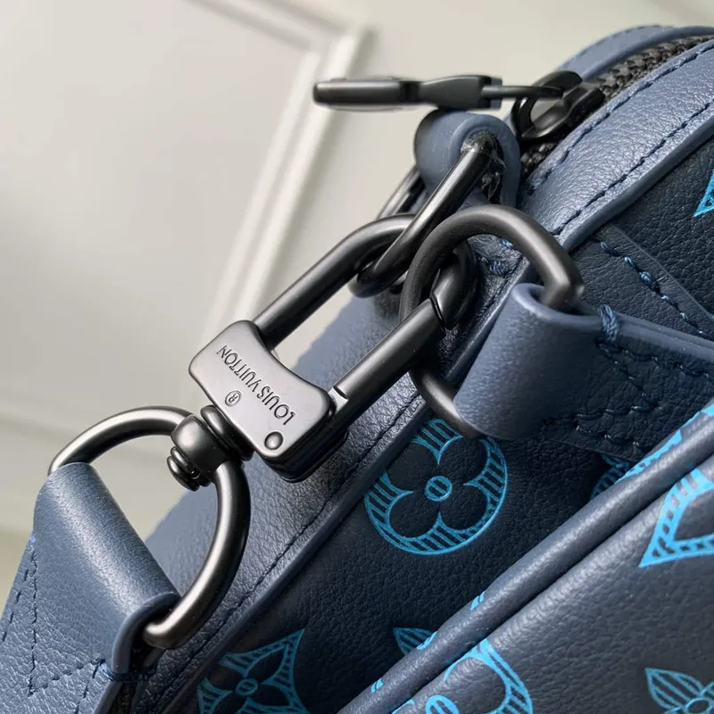 LV M46604 Louis Vuitton Trio Messenger Námořnická řeka modrá
