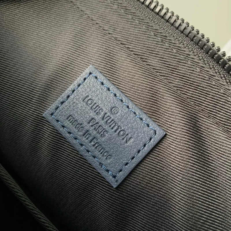 LV M46604 Louis Vuitton Trio Messenger Námořnická řeka modrá