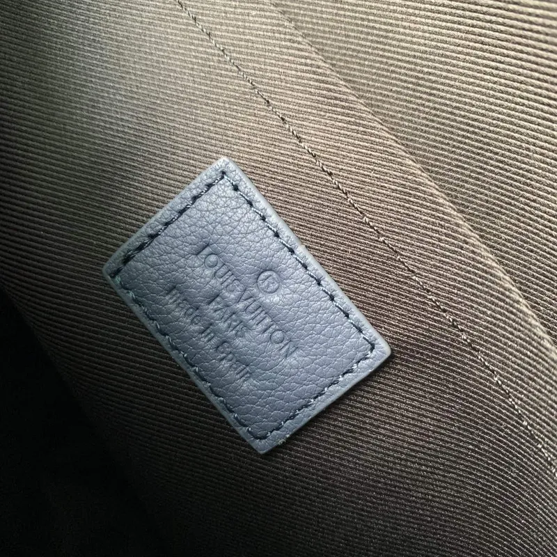 LV M82321 Louis Vuitton Pochette To Go Taška Námořnická Modrá