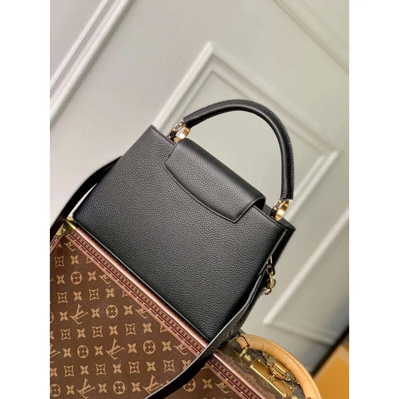 LV M21641 Louis Vuitton Capucines MM Kabelka Černá