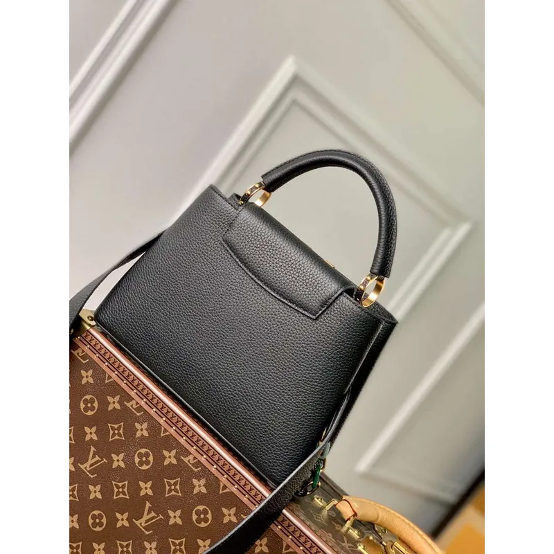LV M21641 Louis Vuitton Capucines BB Kabelka Černá