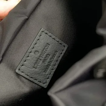 LV M82248 Louis Vuitton Noe Sling Bag Černá