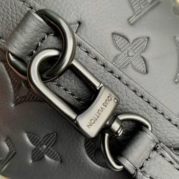 LV M82248 Louis Vuitton Noe Sling Bag Černá