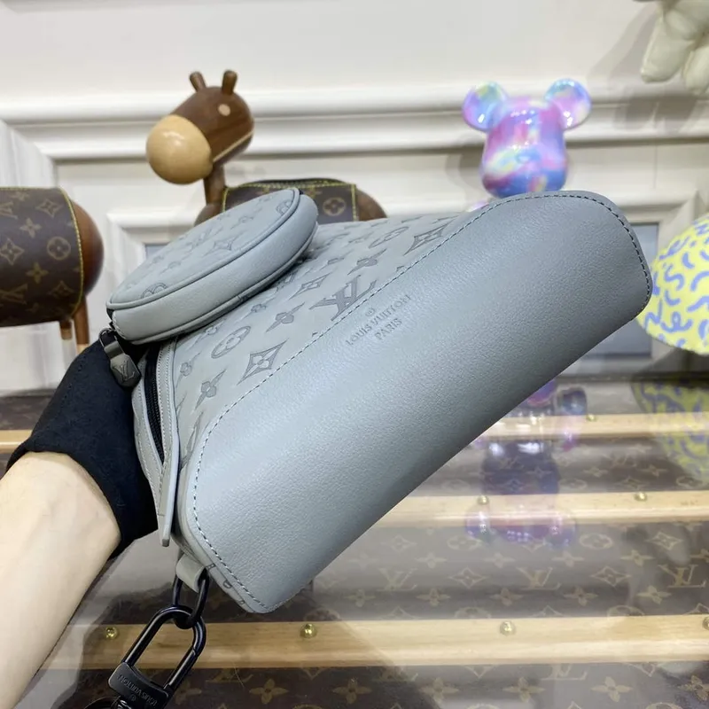 LV M21890 Louis Vuitton Duo Slingbag Šedá