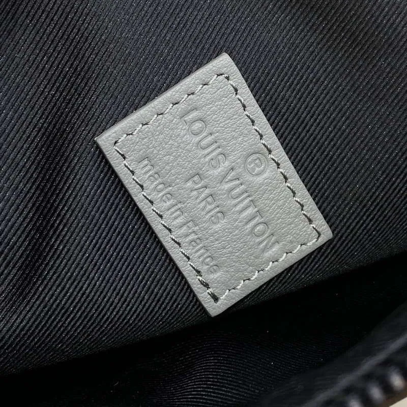 LV M21890 Louis Vuitton Duo Slingbag Šedá