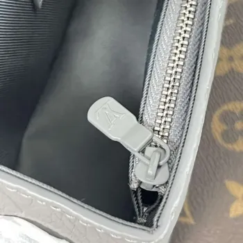 LV M81746 Louis Vuitton Steamer Nositelná peněženka šedá kůže