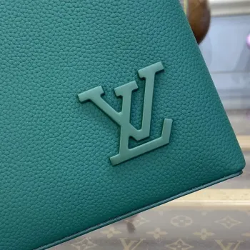 LV M69837 Louis Vuitton Taška Takeoff Pouch Jade zelená