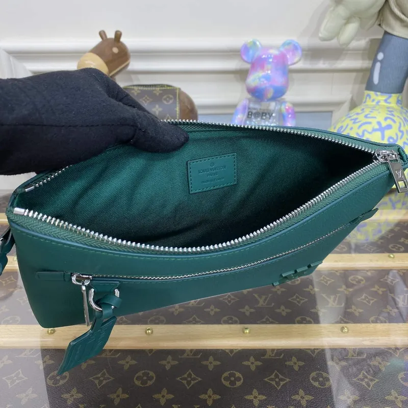 LV M69837 Louis Vuitton Taška Takeoff Pouch Jade zelená