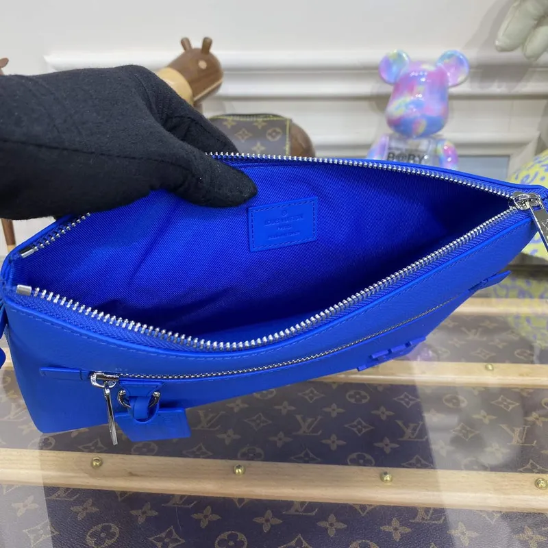 LV M69837 Louis Vuitton Taška Takeoff Pouch Dop modrá
