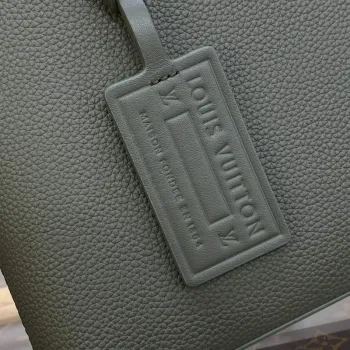 LV M69837 Louis Vuitton Taška Takeoff Pouch Armádní Zelená