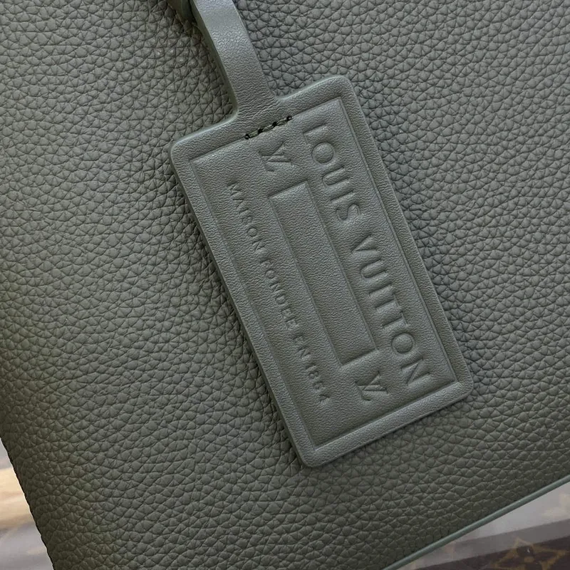 LV M69837 Louis Vuitton Taška Takeoff Pouch Armádní Zelená