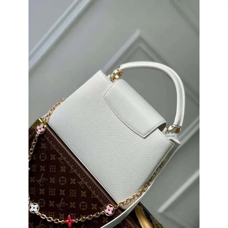LV M22375 Louis Vuitton Capucines MM Kabelka Bílá