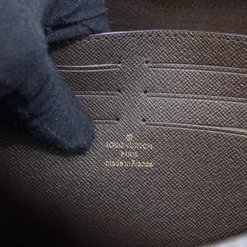 LV M81412 Louis Vuitton Toaletní taška na řetízku