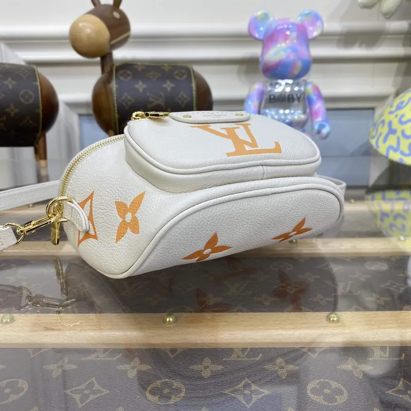 LV M82208 Louis Vuitton Mini Bumbag Béžová Světle