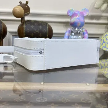 LV M21833 Louis Vuitton Taška Soft Trunk s rukojetí Optic White