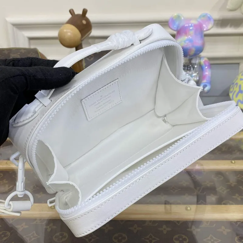 LV M21833 Louis Vuitton Taška Soft Trunk s rukojetí Optic White
