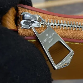 LV M20998 Louis Vuitton Marellini Taška Epi Kůže Hnědá