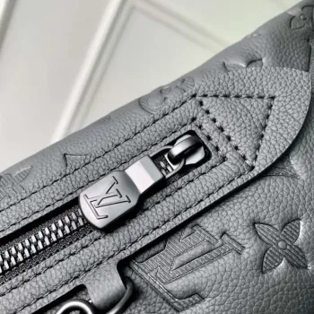 LV M21890 Louis Vuitton Duo Slingbag Černá