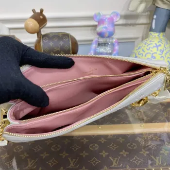 LV M22398 Louis Vuitton Coussin PM Kabelka Crème Beige